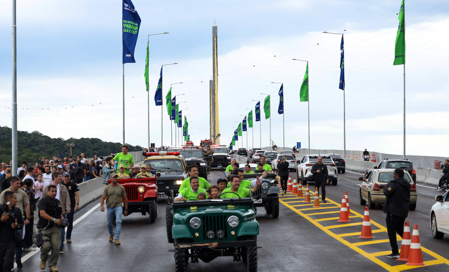 TRÁFEGO PONTE GUARATUBA