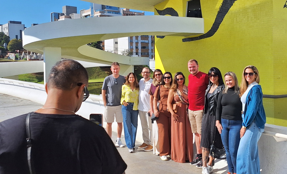 Agentes de viagem de todo o Brasil estão conhecendo o turismo do Paraná presencialmente