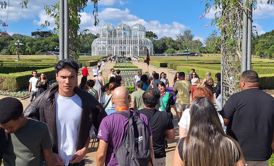 Agentes de viagem de todo o Brasil estão conhecendo o turismo do Paraná presencialmente