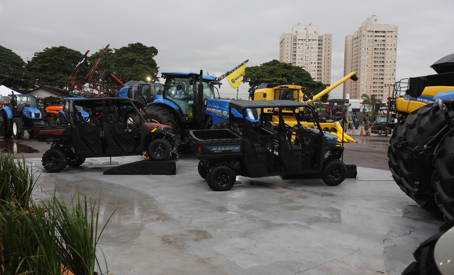 Na Expoingá, governador anuncia R$ 53,8 milhões para ampliar e modernizar parque de exposições