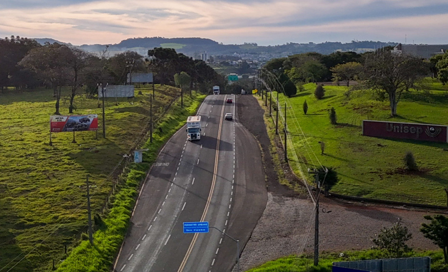 DOIS VIZINHOS CONTORNO SUL