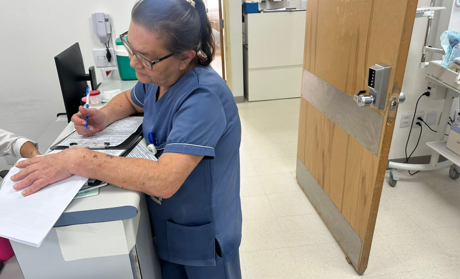 SESA - Dia das Mães: mãe e filhos compartilham vocação pela enfermagem no Hospital Regional do Norte Pioneiro
