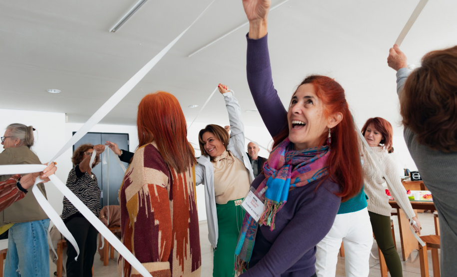 MON promove oficina e bate-papo com artista para o público 60+
