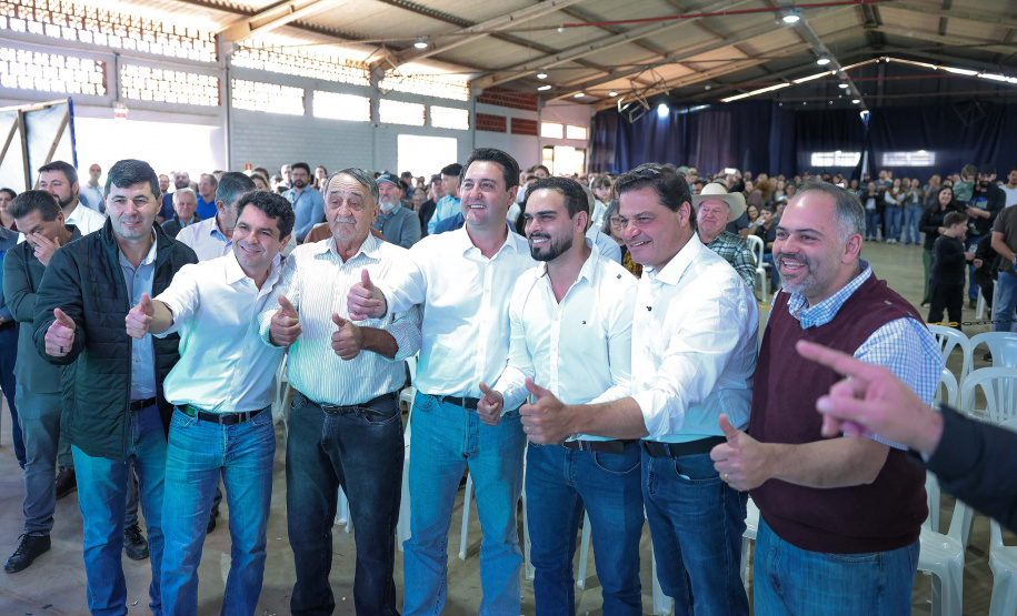 Governador libera R$ 44,3 milhões para pavimentação entre Campina do Simão e Santa Maria do Oeste