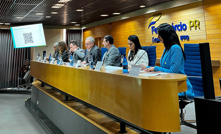 Conselho Paranaense de Turismo destaca gestão coletiva e alerta para prevenção contra o sarampo em viagens