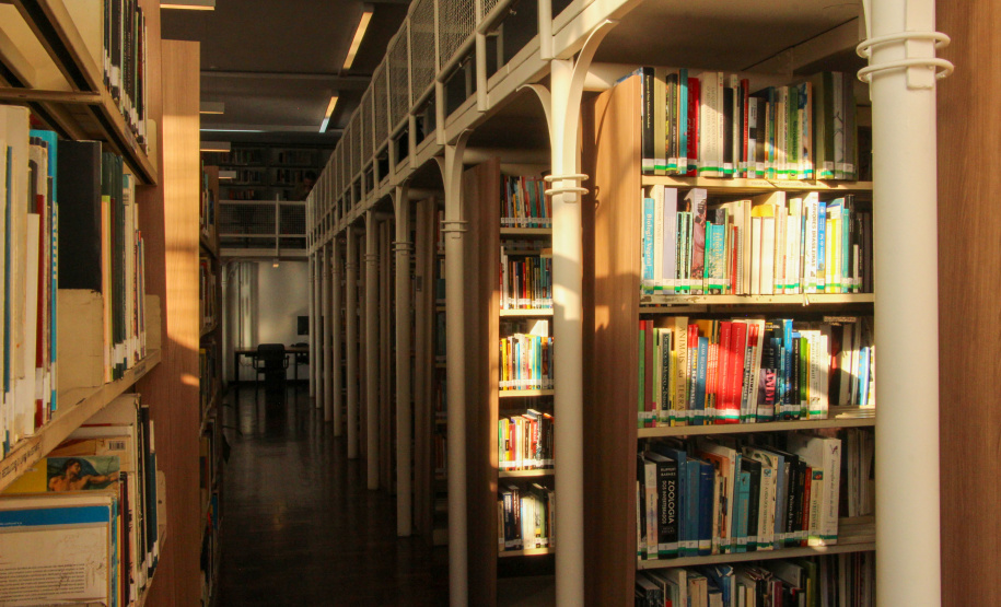 Programação de maio na Biblioteca Pública do Paraná tem opções para todos os públicos