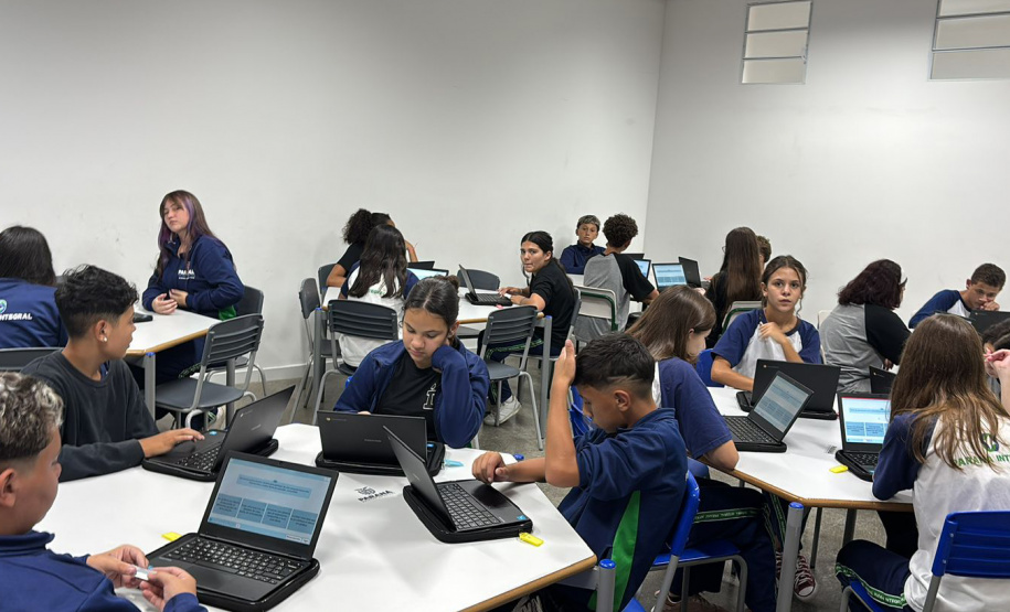 SEED - Disciplinas eletivas, cinco refeições e engajamento: em expansão no Paraná, Educação em Tempo Integral traz diferenciais para formação do estudante