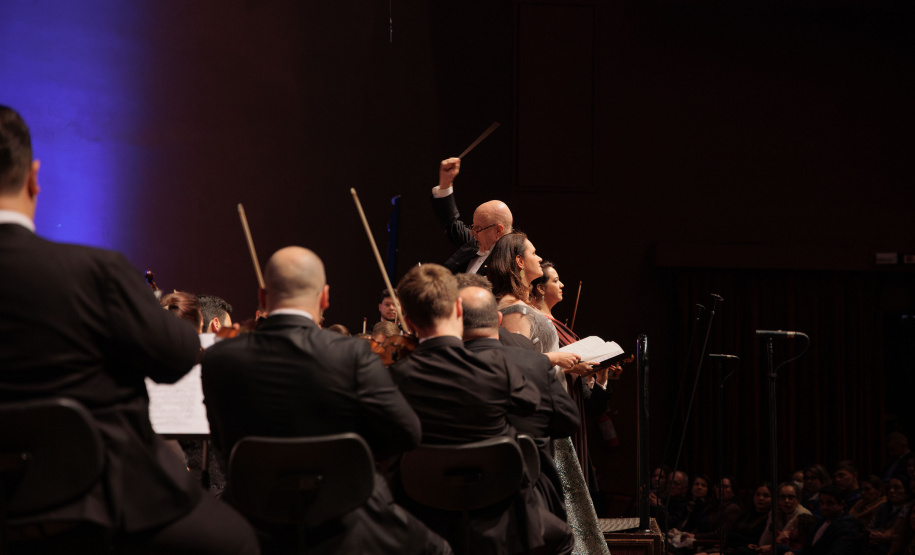 Orquestra Sinfônica do Paraná celebra 41 anos com concerto dedicado a grandes compositores brasileiros