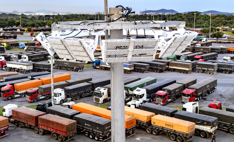 Portos do Paraná moderniza iluminação do Pátio de Triagem com investimento de R$ 7,7 milhões