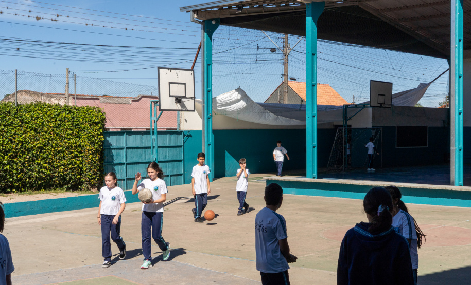 Fundo Rotativo do Paraná supera R$ 1,69 bilhão em repasses às escolas estaduais desde 2019