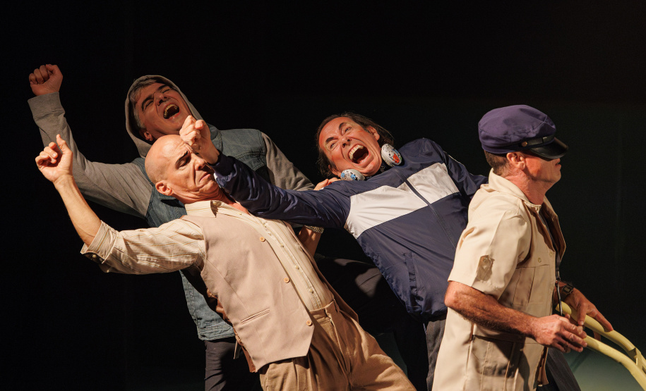 “Gregor – uma odisseia patética”, da G2 Cia de Dança, volta ao Teatro José Maria Santos