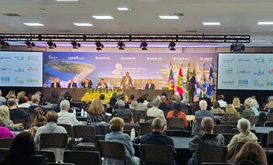 Viaje Paraná apresenta turismo estadual a profissionais do setor fiscal, em Foz do Iguaçu