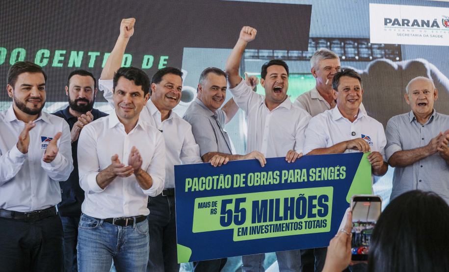 Ratinho Junior anuncia pacote de obras viárias e reforma de escolas em Sengés