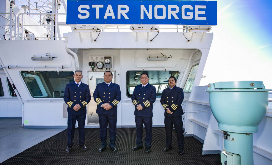 Fwd: Navio Sustentável em viagem inaugural atraca em Paranaguá