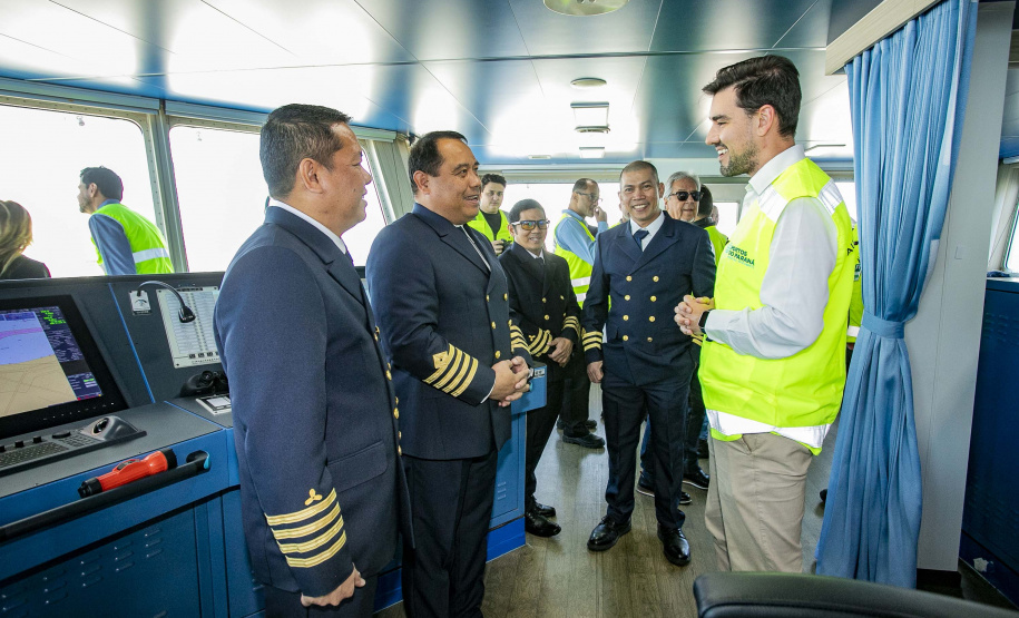 Fwd: Navio Sustentável em viagem inaugural atraca em Paranaguá