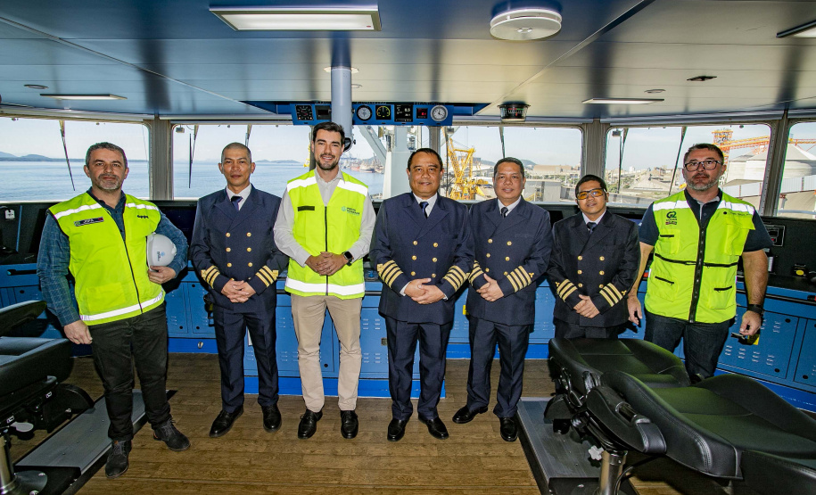 Fwd: Navio Sustentável em viagem inaugural atraca em Paranaguá