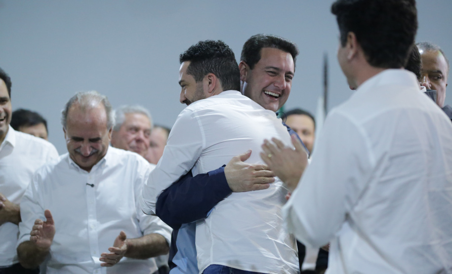 Governador autoriza 964 moradias e R$ 242 milhões em novos investimentos para Cascavel