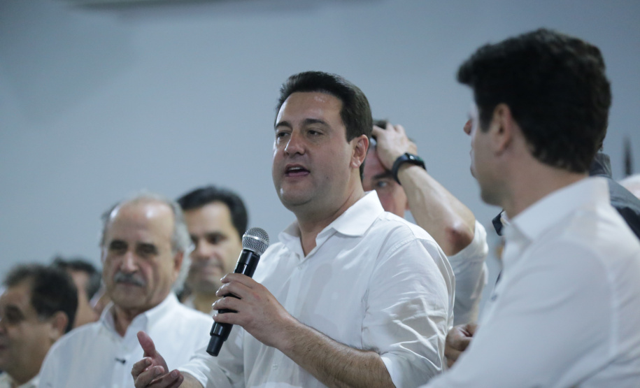 Governador autoriza 964 moradias e R$ 242 milhões em novos investimentos para Cascavel