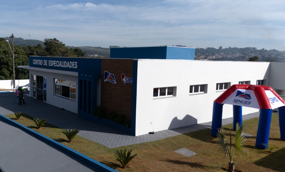 Governador inaugura Centro de Especialidades, ala cirúrgica e anuncia maternidade em Sengés