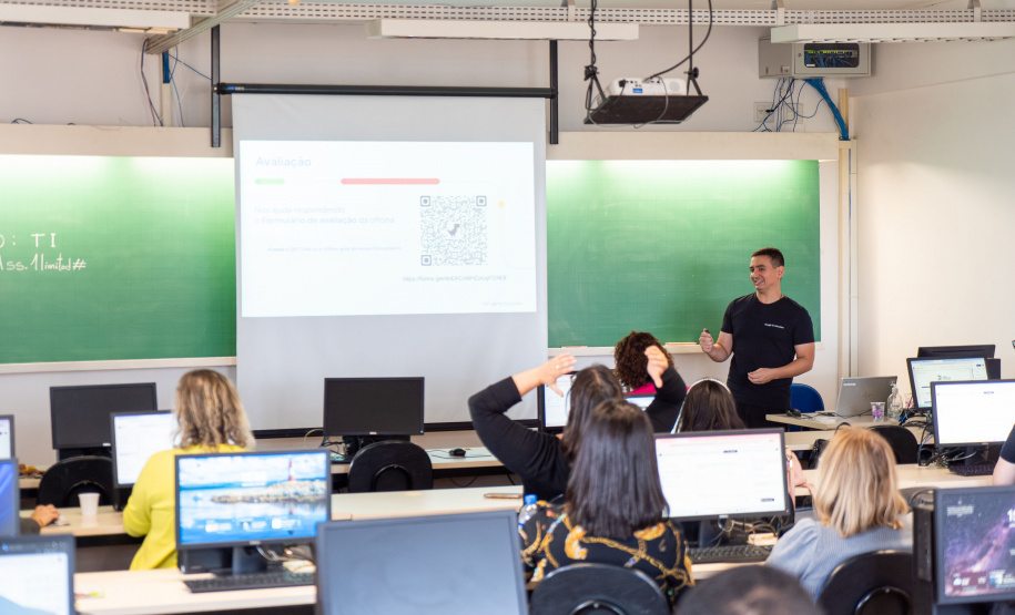 SEED - Embaixadores participam de capacitação em Inteligência Artificial