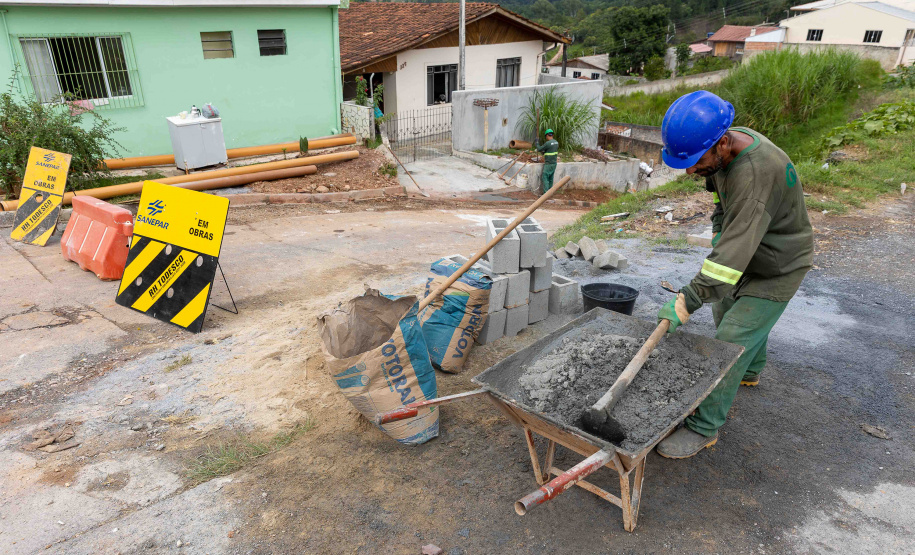 Expansão de 1% na rede de esgoto pode evitar 476 internações, diz estudo do Ipardes