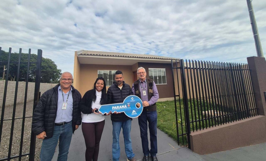 "COHAPAR - Entrega Resid. Barcelona em Paiçandu"