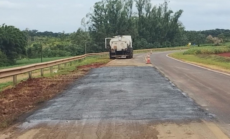 Conservação do pavimento da PR-090 entre Alvorada do Sul e Bela Vista do Paraíso