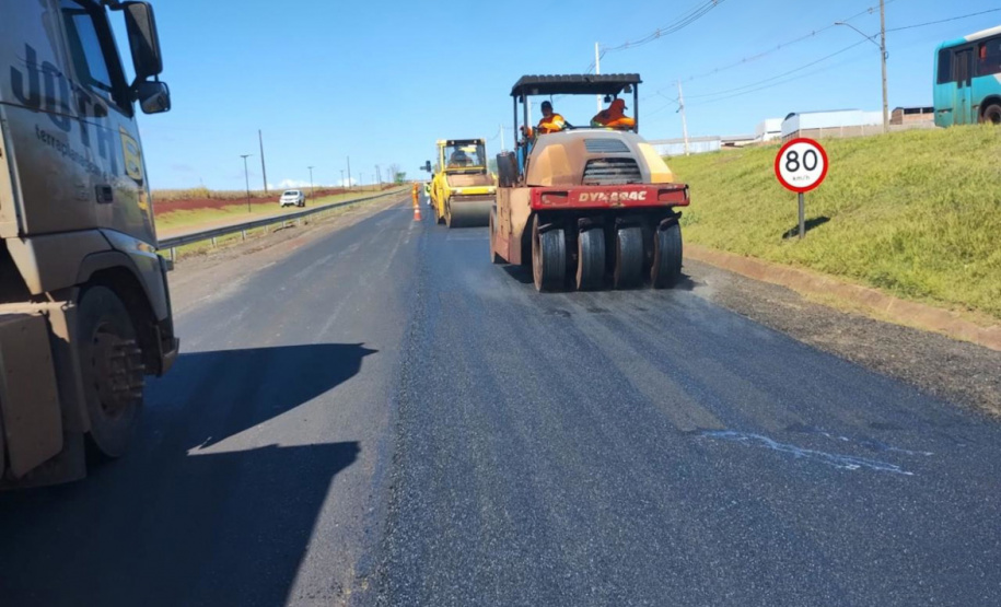 Conservação do pavimento da PR-090 entre Alvorada do Sul e Bela Vista do Paraíso