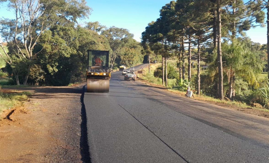 PR-884 entre Marmeleiro e Renascença.