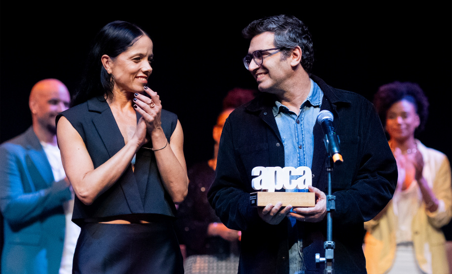 Balé Teatro Guaíra recebe Prêmio APCA em São Paulo