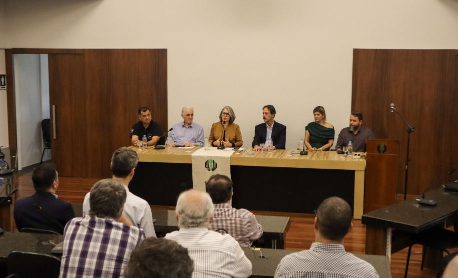 UEL recebe R$ 2 mi para projeto de inovação tecnológica em saúde única
