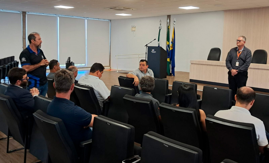 Copel, prefeitura de Umuarama e operadoras farão mutirão para regularizar cabeamento a partir de julho