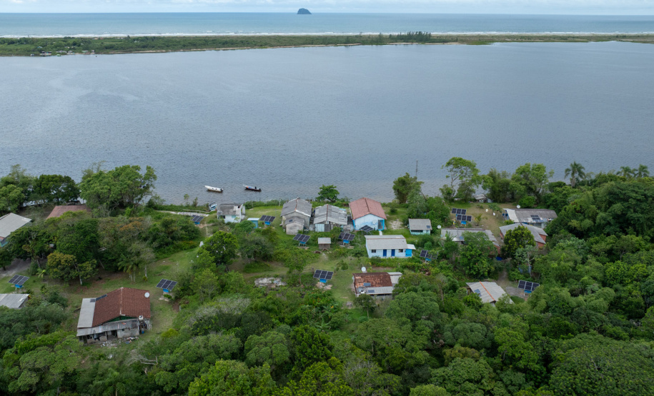 Copel - População que vive em ilhas do Paraná ganha acesso à energia solar