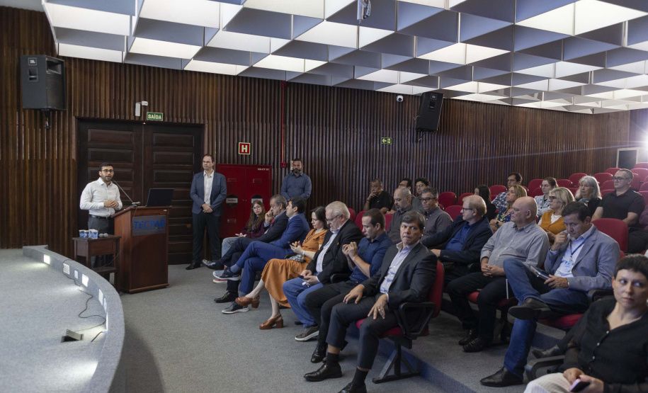 Tecpar oferece plataforma de IA ao IAT para acelerar licenc iamento ambienta