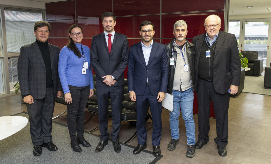 Tecpar e Adapar vão qualificar produtores hidropônicos com recurso de TAC assinado com MPPR