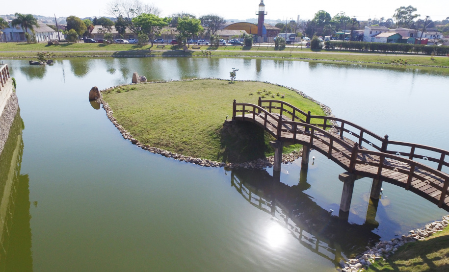 Lago criado no Tecpar há dez anos contribui para escoamento da bacia do Rio Barigui