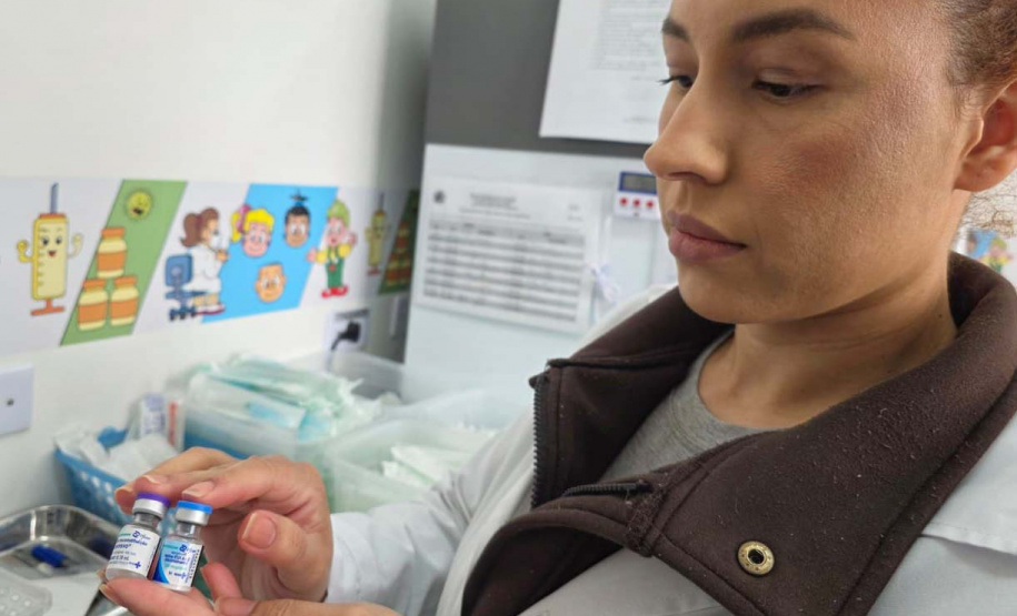 Após incorporar vacina para gestantes, Paraná registra queda de 83,5% nos internamentos de bebês