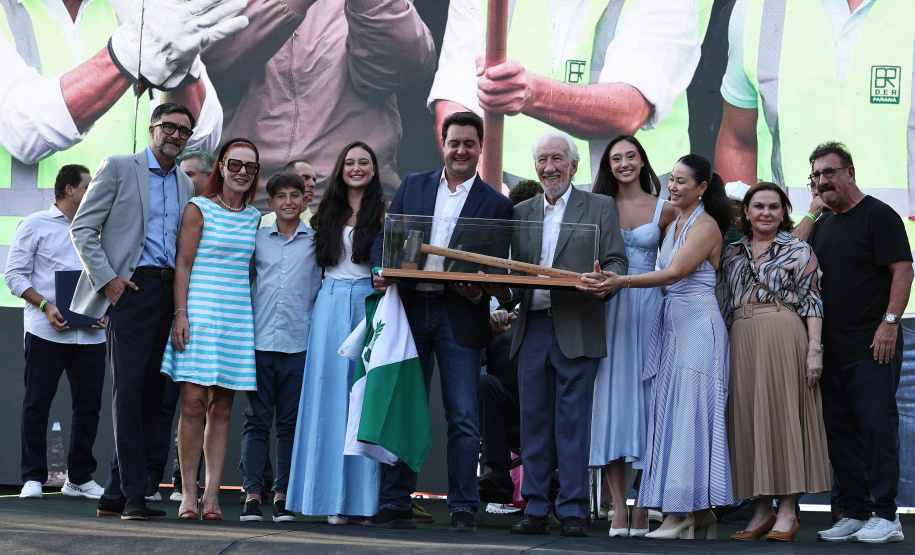 “Perseverança venceu o impossível”, diz Ratinho Junior na inauguração da Ponte de Guaratuba