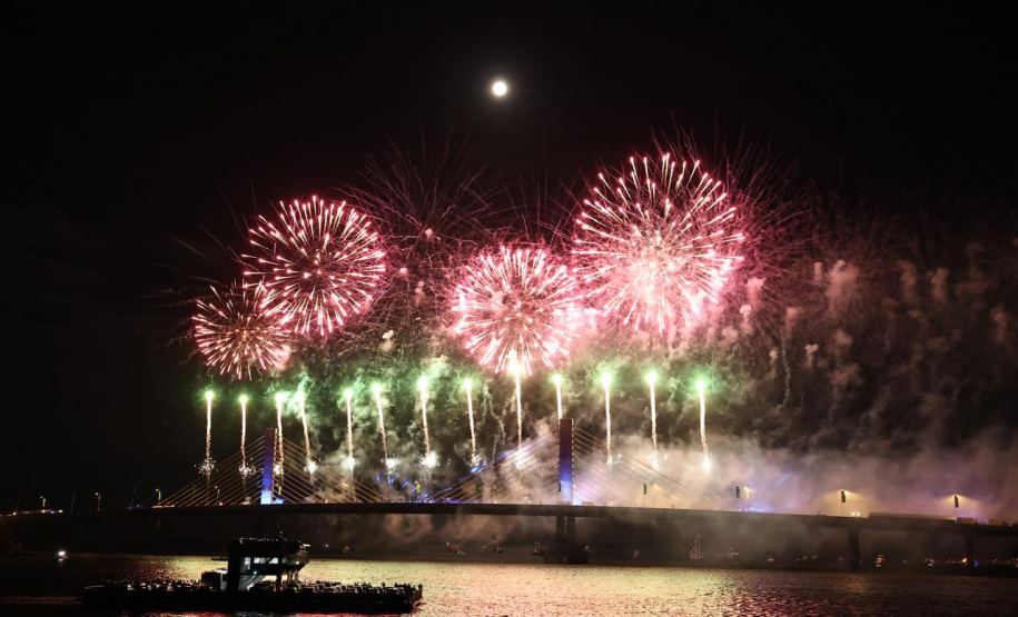 PONTE DRONE E FOGOS