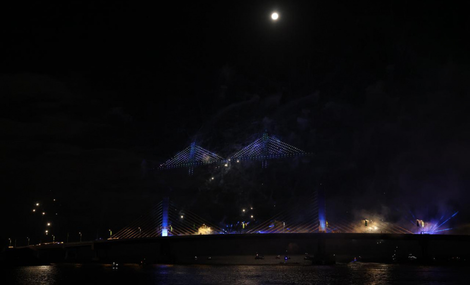 PONTE DRONE E FOGOS