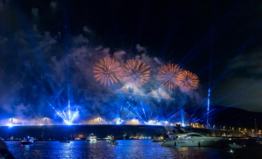 PONTE DRONE E FOGOS
