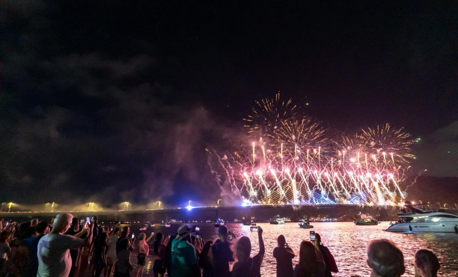PONTE DRONE E FOGOS