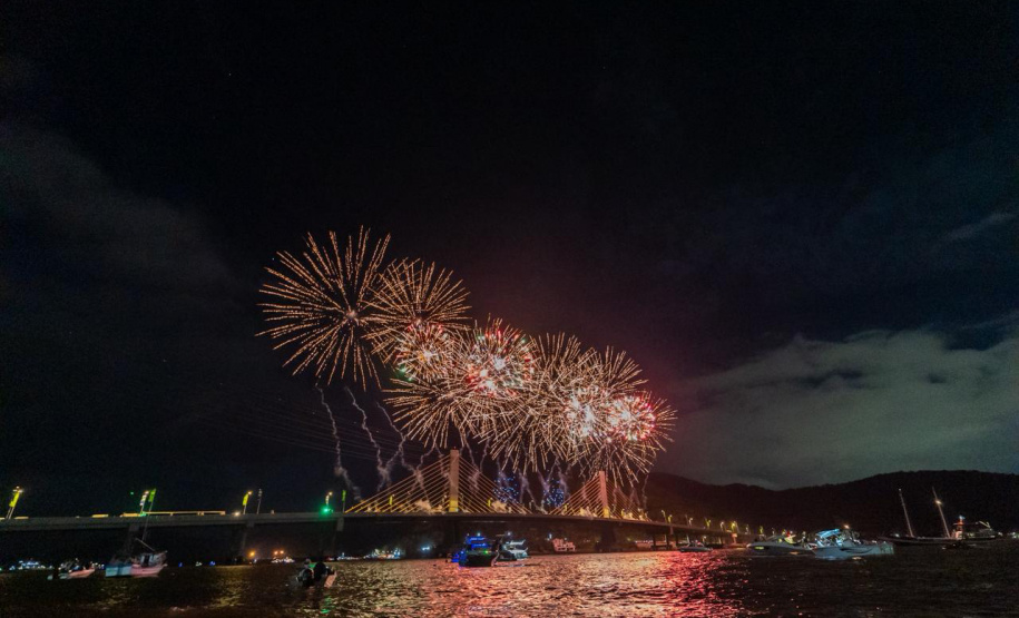 PONTE DRONE E FOGOS