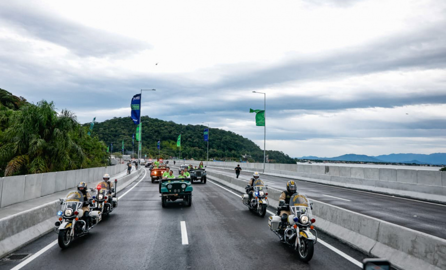 Fim da espera: tráfego de veículos é liberado na Ponte de Guaratuba