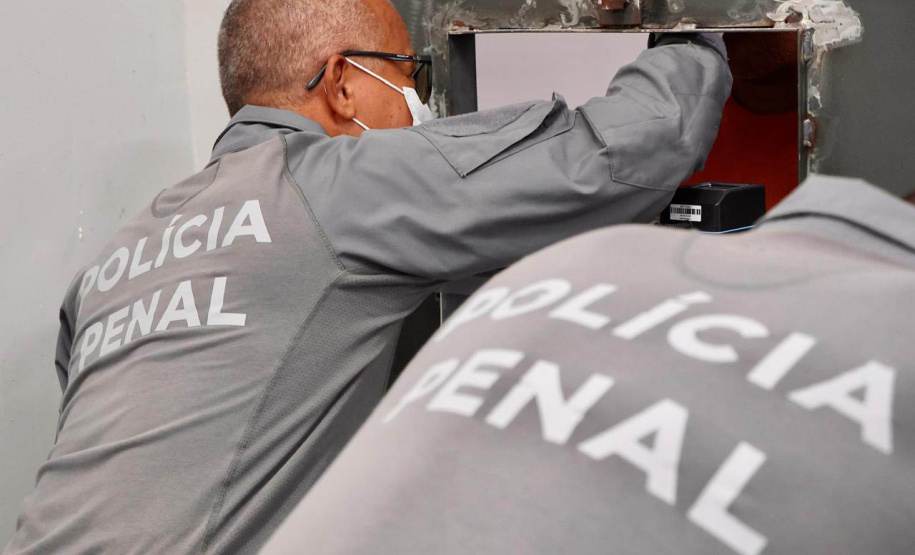 Operação integrada registra mais de 3,4 mil coletas de DNA em unidades penais no Paraná