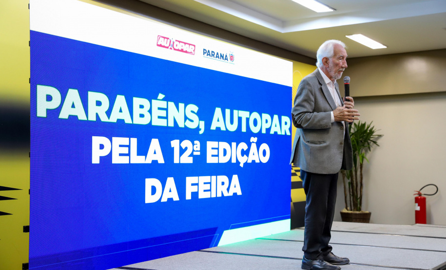 Piana participa da abertura da maior feira de fornecedores automotivos do Paraná