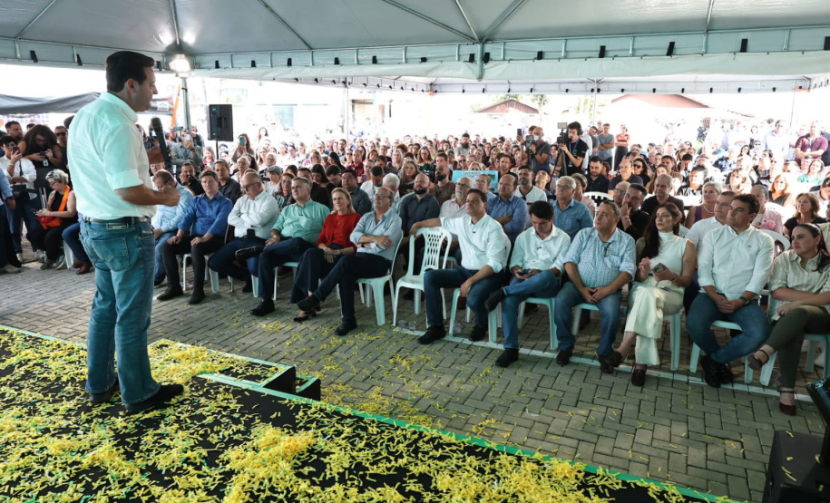 Estado investe R$ 211 milhões em pavimentações, aeroporto e escolas de União da Vitória