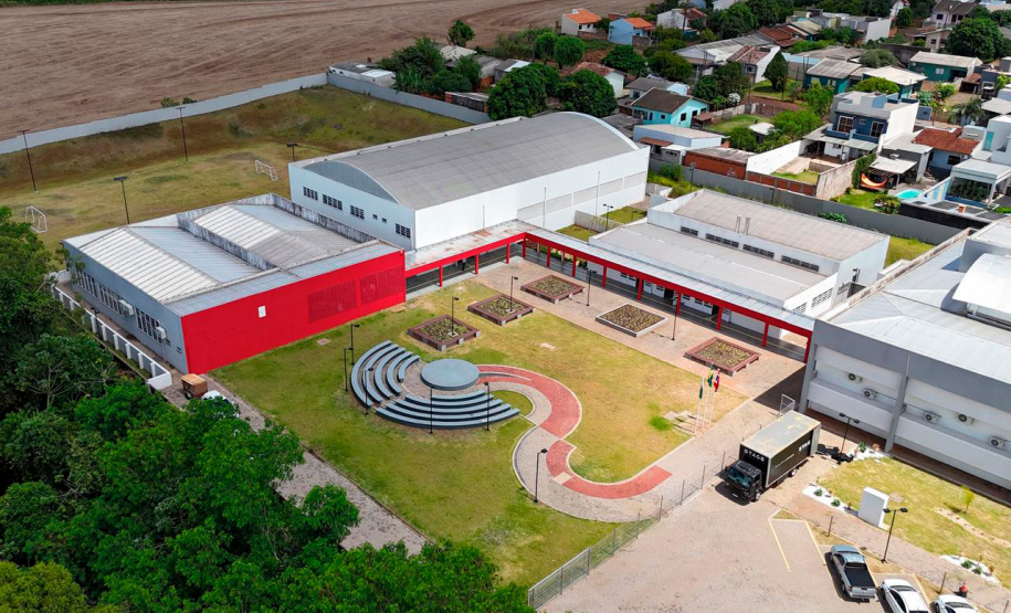 Maior modernização da infraestrutura escolar do Paraná soma R$ 2 bilhões em investimentos