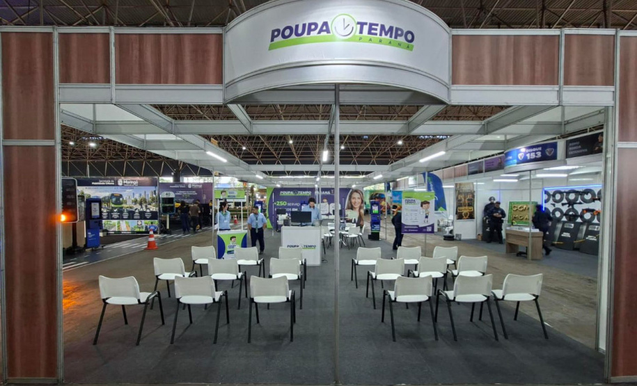 Do RG aos serviços do Detran: Poupatempo Paraná leva serviços para a Expoingá