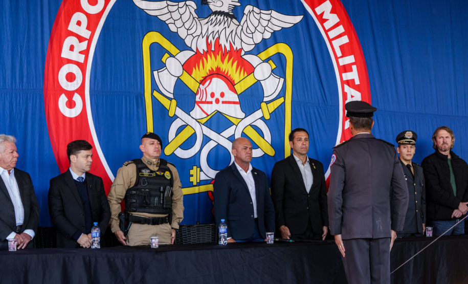 Umuarama celebra 50 anos da implantação do Corpo de Bombeiros com homenagens e reconhecimento histórico